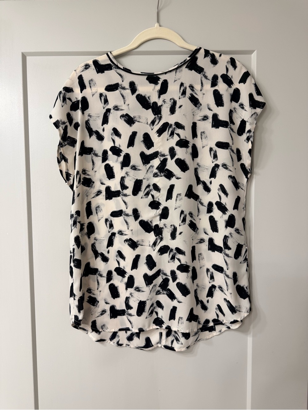 Banana Republic Woven Brushstroke Print Cap Sleeve Top - Cream/Black